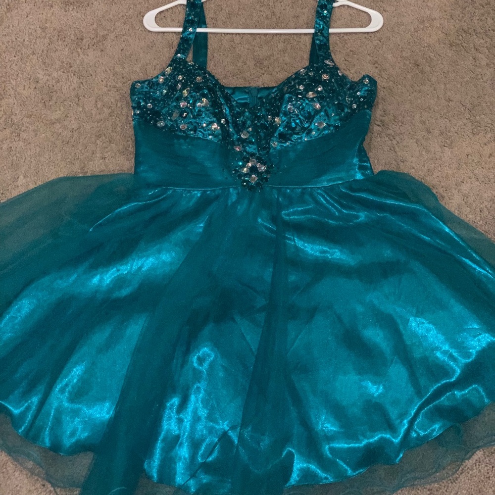 Super cute Short Homecoming or Prom Dress